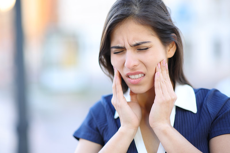 TMJ/TMD Joint Pain in La Grange